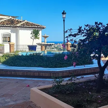 !!fabulous Duplex In Mijas Costa With Community Pool And Parking Free!! Apartment Malaga
